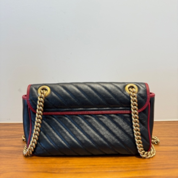 Gucci Vintage Effect Calfskin Matelasse Diagonal Small Torchon GG Marmont Black - Picture 10 of 10